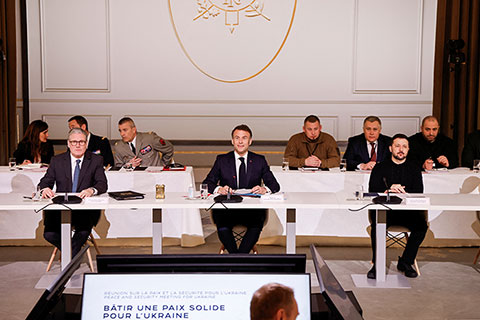 Европейских миротворцев предлагают разместить вдоль Днепра