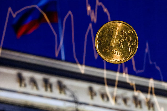 Высокая ключевая ставка не оберегает малообеспеченных россиян