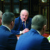 Лукашенко заменяет уставших соратников