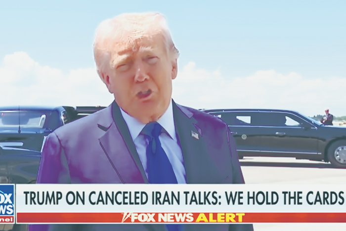 Фото недели. Трамп констатировал провал переговоров с Ираном