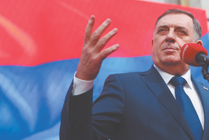 Преследование лидера местных сербов раскалывает Боснию и Герцеговину