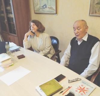 поэзия, бурятия, диалог культур, москва, авангард, чингиз-хан, переводы, геннадий айги