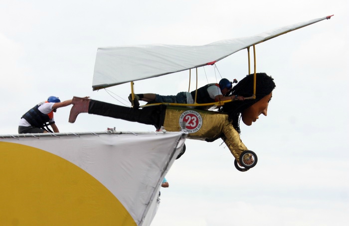 шоу, flugtag, red bull, полет, депардье