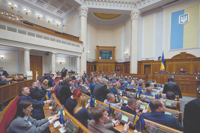 В Верховной раде одобрили идею призыва в армию осужденных