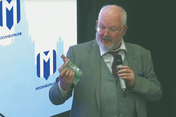 Московские археологи рады и кладам, и черепкам