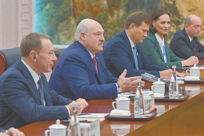 Лукашенко восхищен китайской политической системой