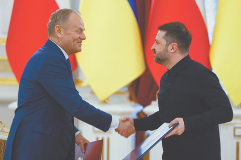 Варшава рассчитывает на участие в восстановлении Украины