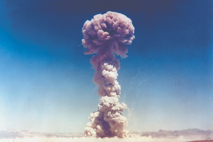 Трамп испытывает американцев ядерными испытаниями