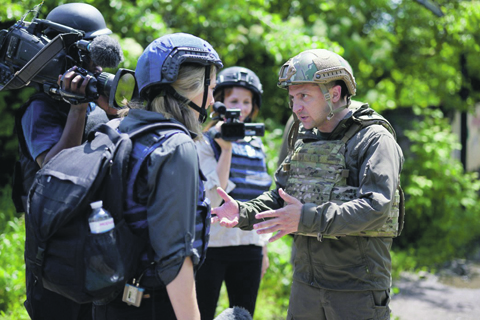 На западе Украины растут воинственные настроения