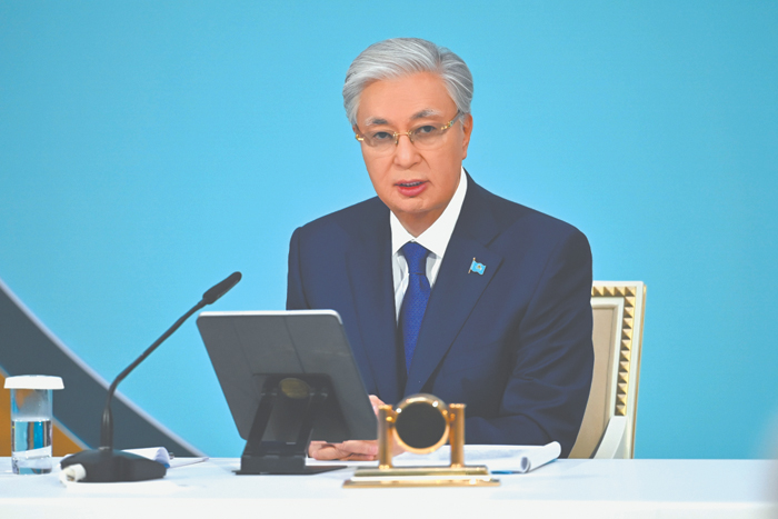 Казахстан возвращается к степной демократии