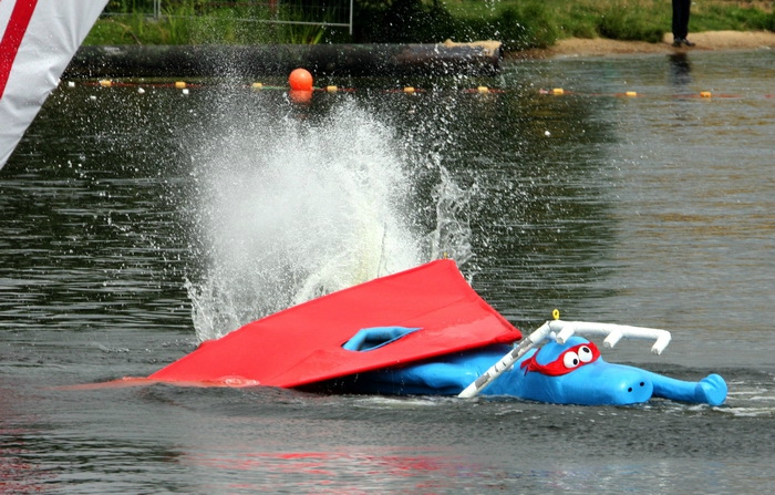 шоу, flugtag, red bull, полет, депардье