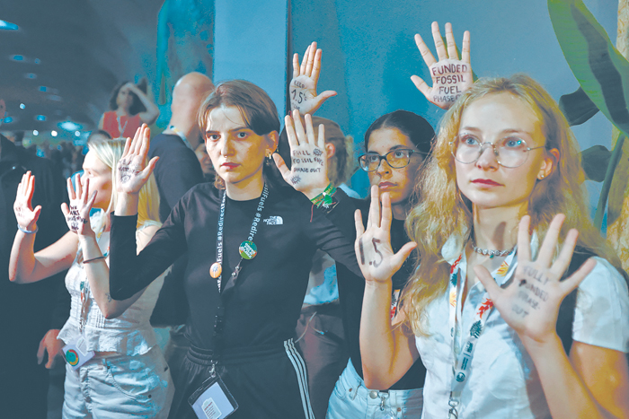 Мир отказывается от радикальной климатической повестки