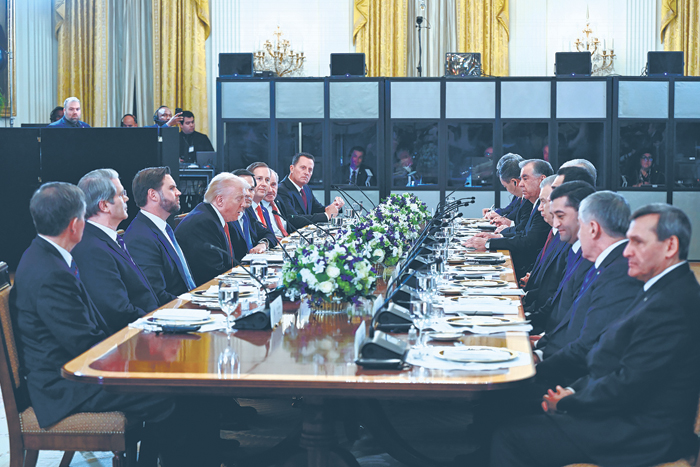 США начали вторую "большую игру"