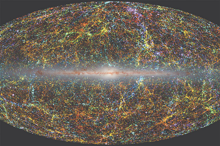 1. Обнаружена межгалактическая суперструктура диаметром более миллиарда световых лет