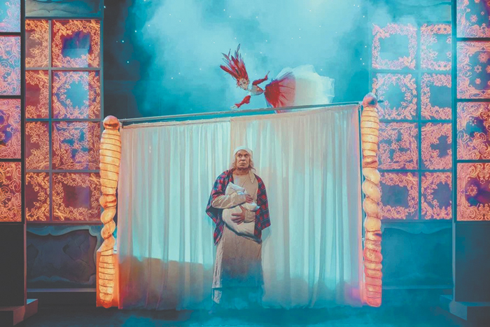 Рождественский мюзикл и небанальная документалистика