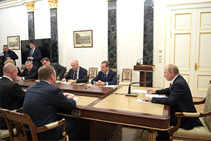 власть, путин, медведев, рейтинги, нацпроекты, протесты, московское дело, цик, муниципальная кампания, петербург