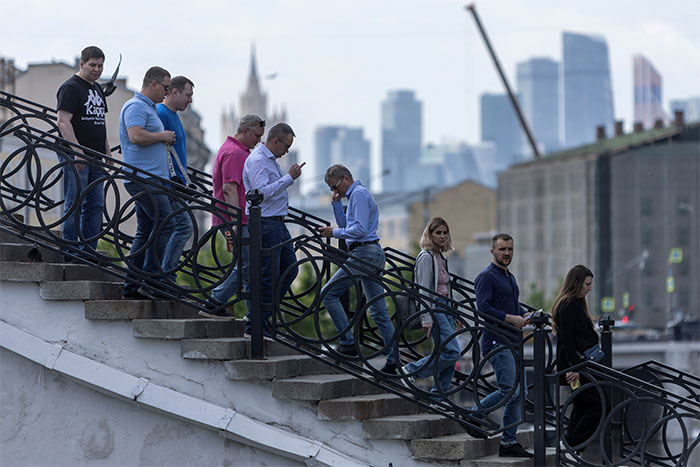 Остановить массовый переезд россиян в крупные города не удается