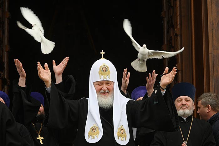 Патриарх Кирилл отказался от четверти «оброка» с подчиненных