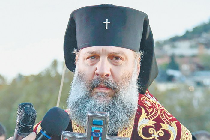 Для центризма в Грузинской церкви нет места