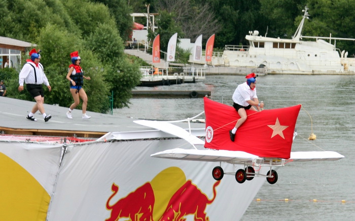 шоу, flugtag, red bull, полет, депардье