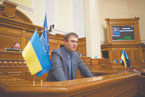 На Украине наметилась оппозиция наращиванию военных расходов