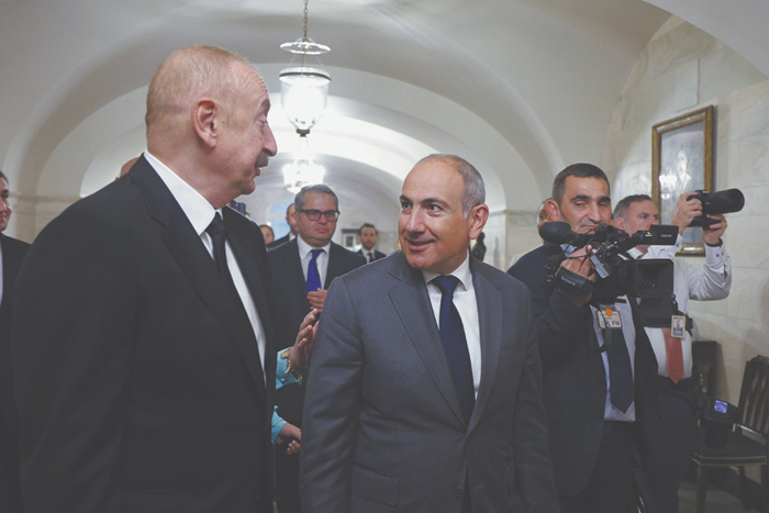 Пашиняна и Алиева связали братством