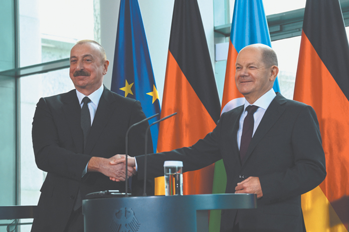 Азербайджан намерен заменить российские энергоносители в Европе