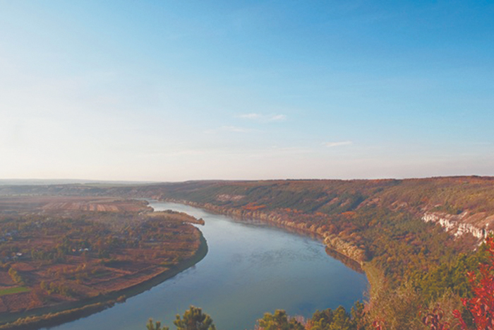 Из Румынии на Украину везут оружие по молдавским дорогам