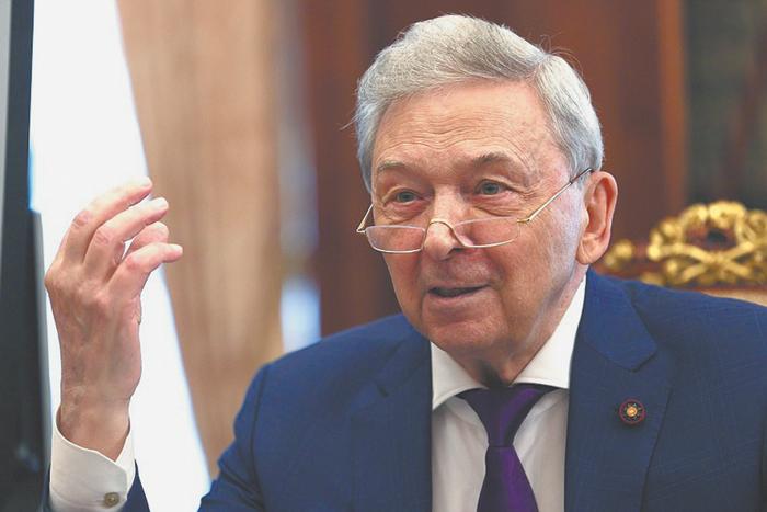 Президенту Национального медицинского исследовательского центра эндокринологии академику Ивану Дедову – 85 лет