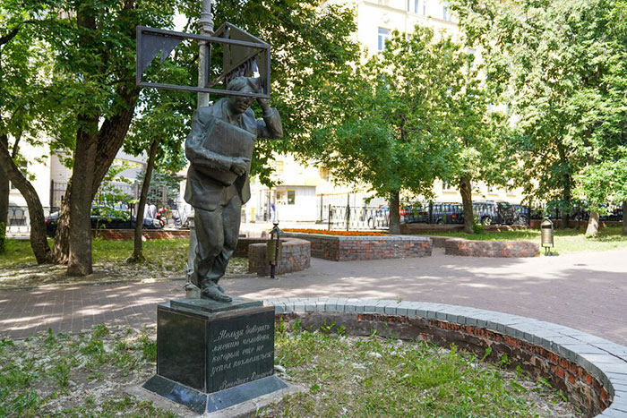 Надо ли сейчас нам бороться с писателем Венедиктом Ерофеевым и его произведениями