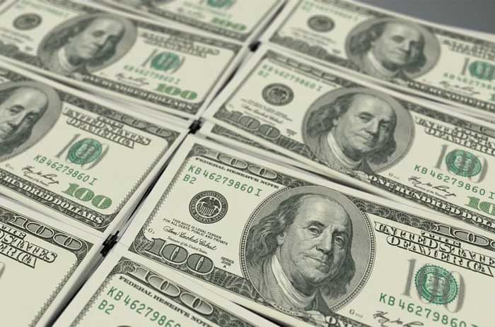 США увеличили госдолг до 30 трлн долларов спасаясь от дефолта