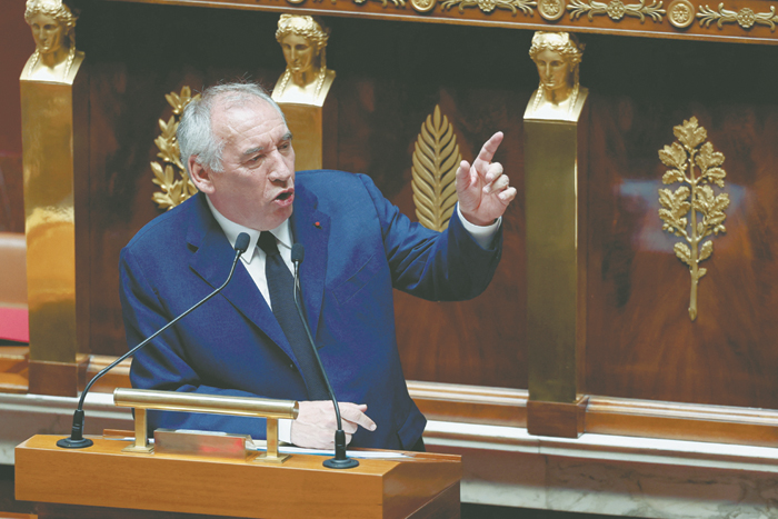 Францию ждет смена правительства