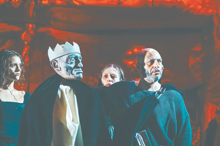 Оглушит жизнь – спасет театр