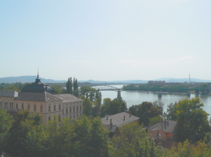 поэзия, тютчев, дунай, ницца, шекспир, гете, пастернак, мандельштам, бодлер, сеул