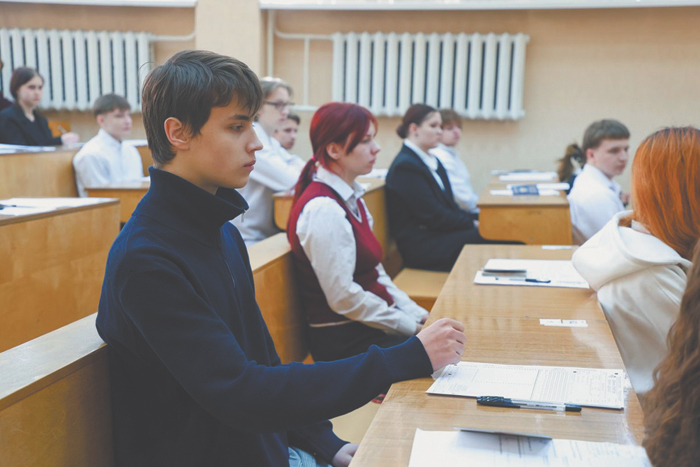 Белорусских десятиклассников ждут учебно-полевые сборы