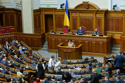 Украинцы не верят в успех деолигархизации