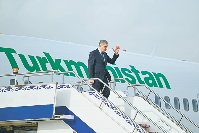 Привезет ли Бердымухамедов в Поднебесную "Клятву верности"