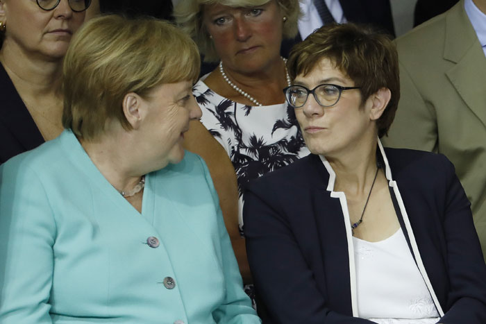 Кто фаворит в схватке за наследство Меркель