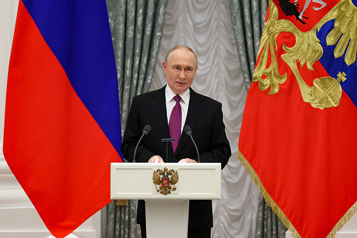 Президент России культивирует принцип коллективного руководства...