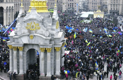 Олигархи восстанавливают состояния, украинцы ждут справедливости