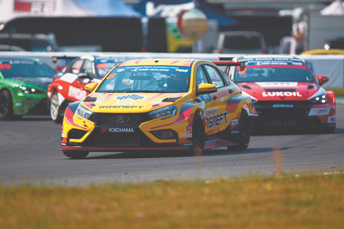 Пилоты LADA Sport ROSNEFT улучшили позиции в Российской серии кольцевых гонок