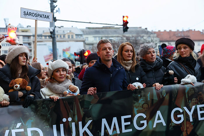 Венгерский премьер ищет способы сохранить власть