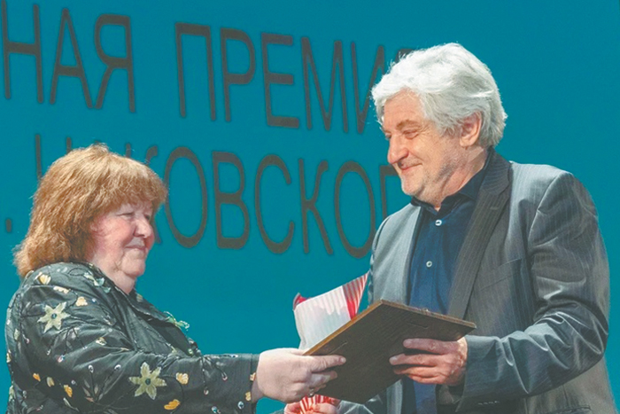 Бог послал кусочек сыра. Главное – не каркнуть