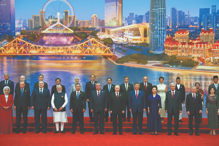 То теряя, то путая след: особенности концептуализации евразийской безопасности