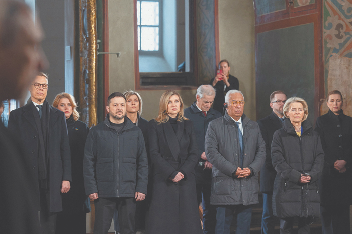 Глава ЕК посулила Киеву мир на его условиях