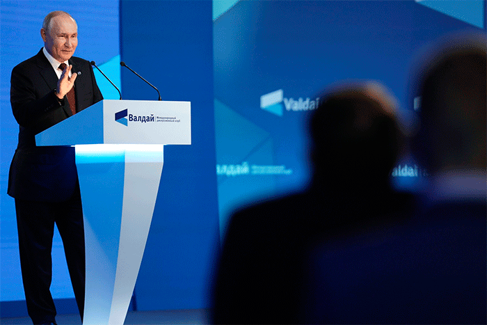 О выборах главы РФ Путина на "Валдае" не спросили...