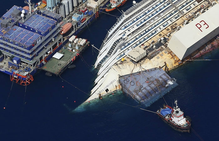 Италия, лайнер, Costa Concordia