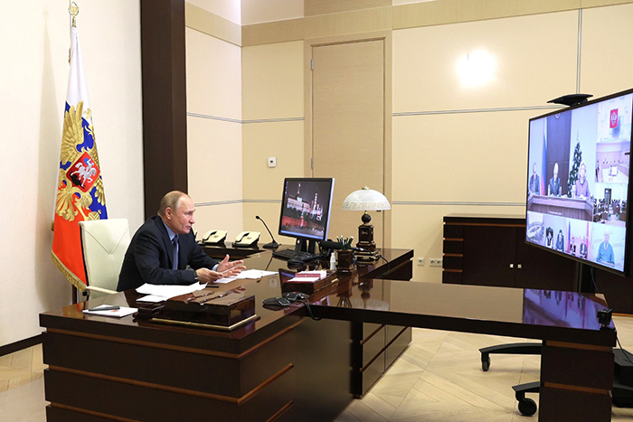 Путин откладывает внутриполитические вопросы до лета... 