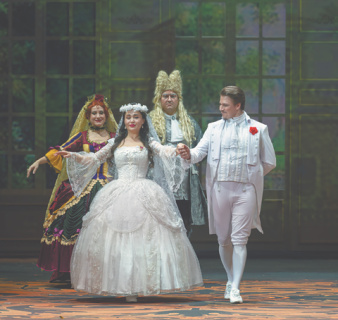 казань, оперный фестиваль, юбилей моцарта, свадьба фигаро, юрий александров, рецензия, обзор