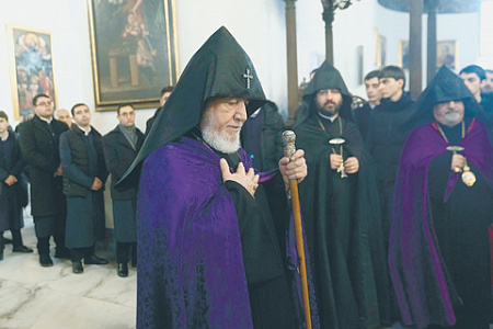 армения, аац, эчмиадзин, гарегин II, никол пашинян, государство, церковь, противостояние